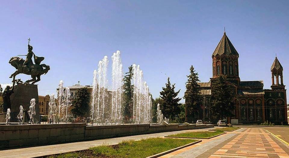 Գյումրու «Վարդանանց» հրապարակը